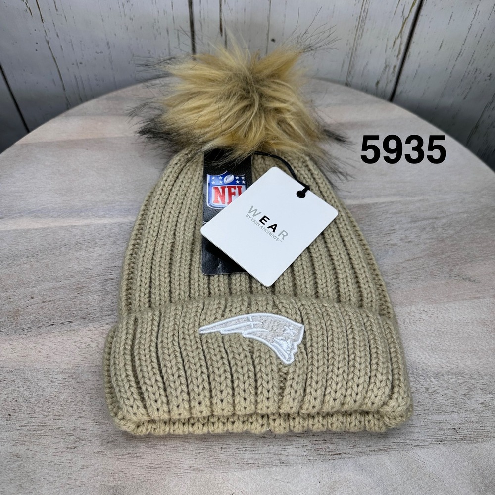 WEAR by Erin Andrews NFL Patriots Beanie Women OS Tan NEW Pom Pom Ribbed Hat
